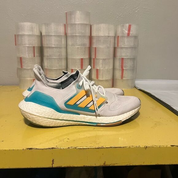 Adidas ULTRABoost 22 White Orange Mint Rare Gym Men Running Shoes GX5463 - US 11 - Picture 2 of 12